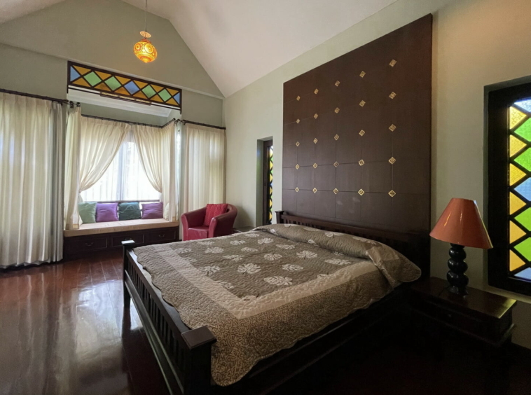 Luxury 5 Bedroom Lakeside Pool Villa in Doi Saket-TNP-D921