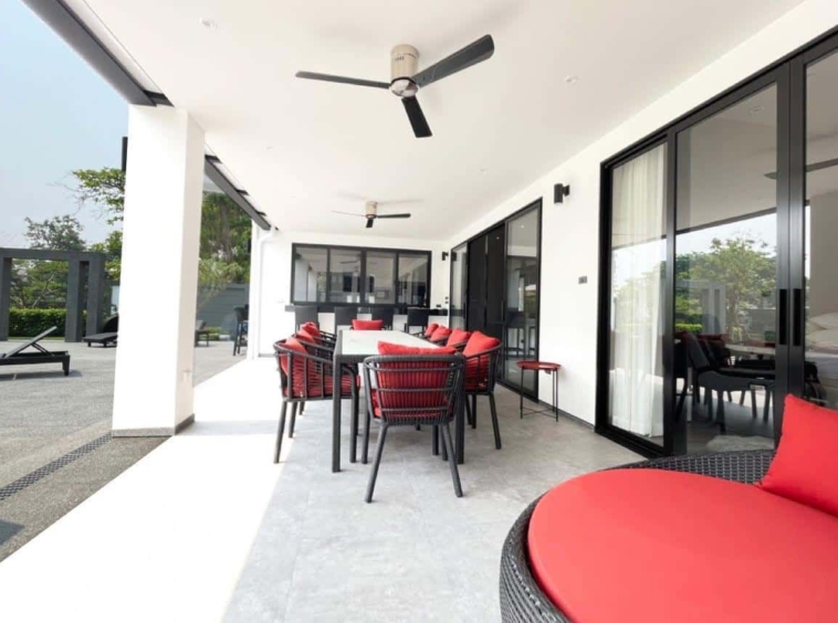 Single Story 4 Bedroom Pool Villa in Wang Tan