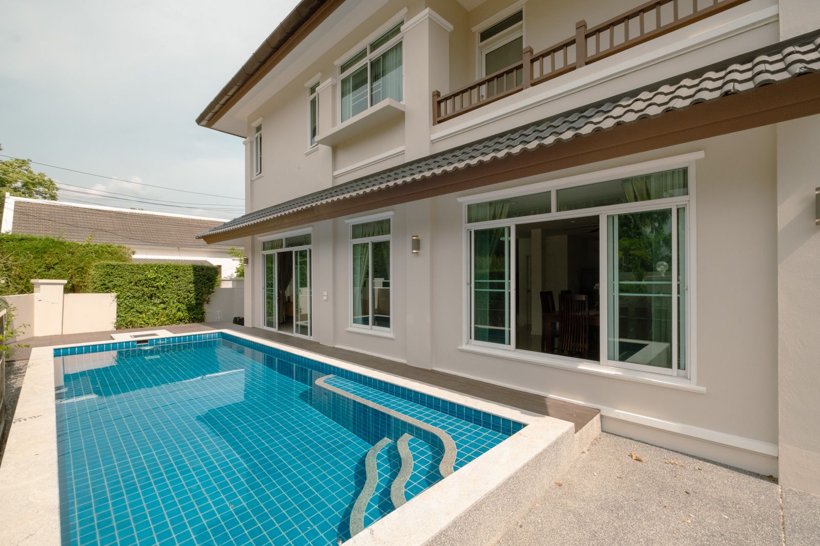 4 Bedroom Pool Villa in Wang Tan Hang Dong-TNP-D1132