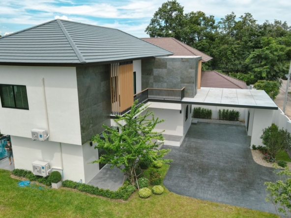 4 Bedroom Pool Villa in Wang Tan Hang Dong-TNP-D1164