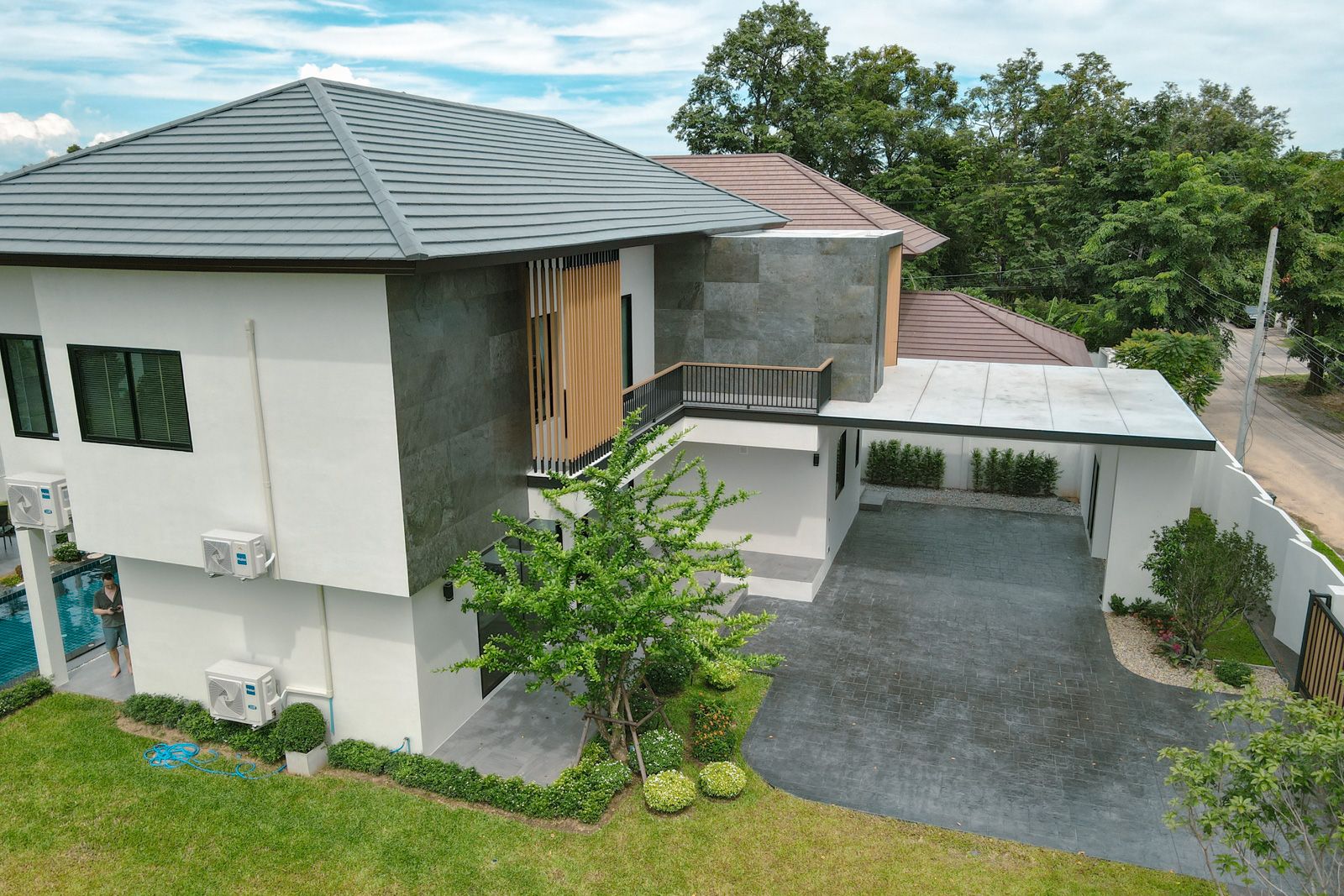 4 Bedroom Pool Villa in Wang Tan Hang Dong-TNP-D1164