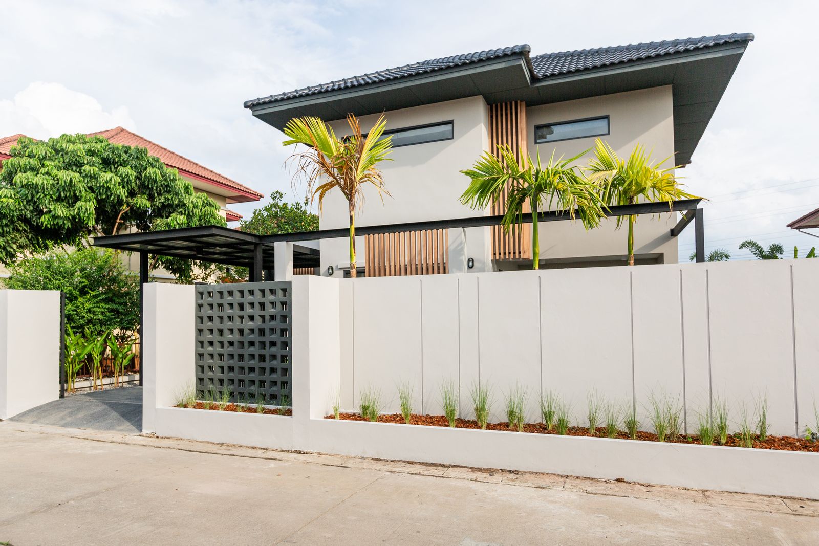 4-Bedroom Pool Villa in Kad Farang