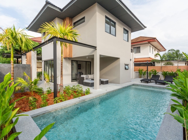 4-Bedroom Pool Villa in Kad Farang