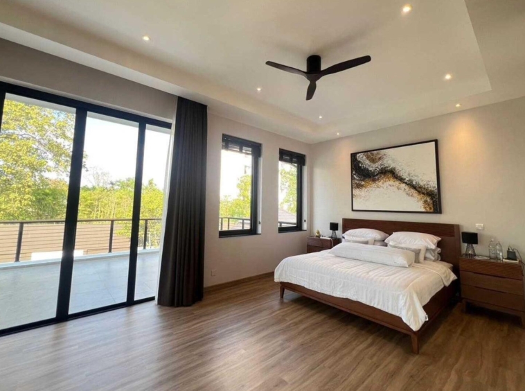 Grand Oasis Villa: Luxurious 5-Bedroom Haven in Hang Dong-TNP-D1186