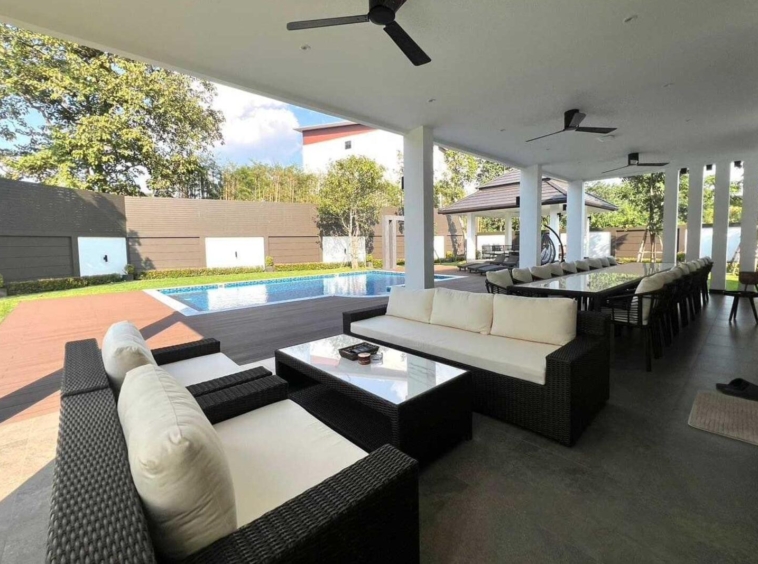 Grand Oasis Villa: Luxurious 5-Bedroom Haven in Hang Dong-TNP-D1186