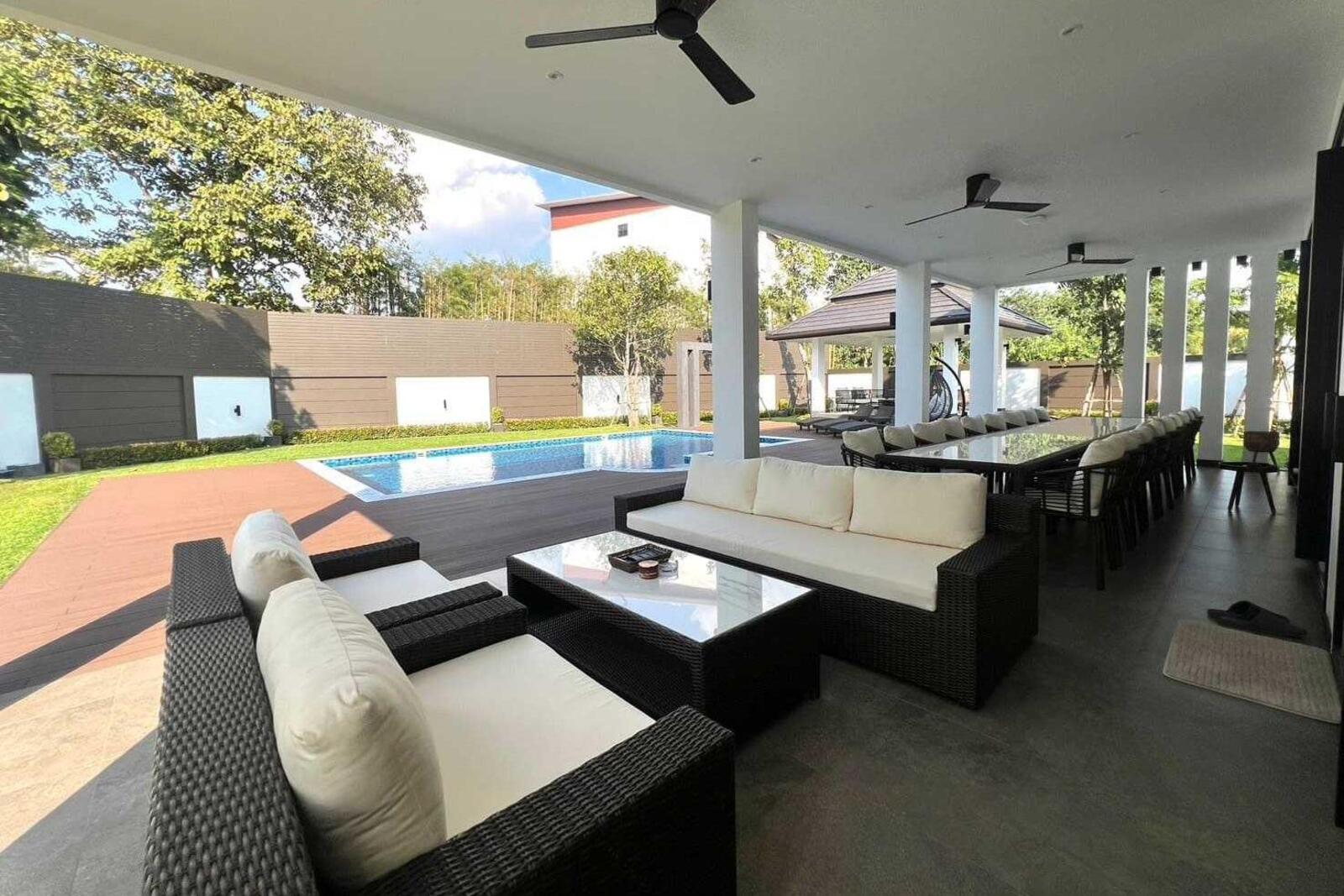 Grand Oasis Villa: Luxurious 5-Bedroom Haven in Hang Dong-TNP-D1186