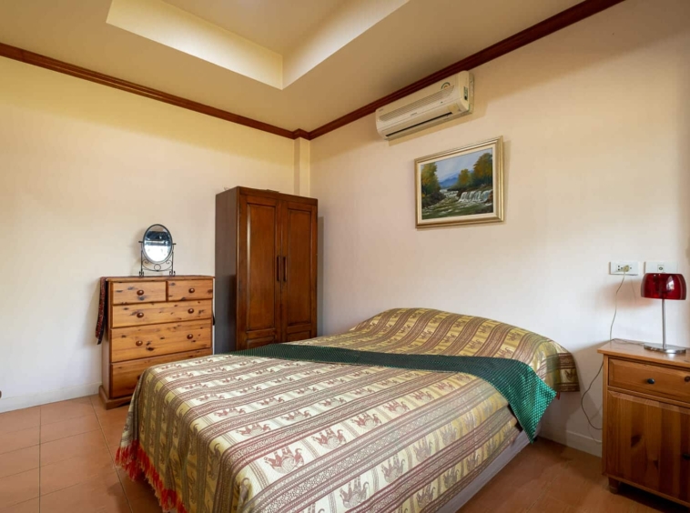 3 Bedroom with Guesthouse in Lanna Thara Hang Dong-TNP-D403