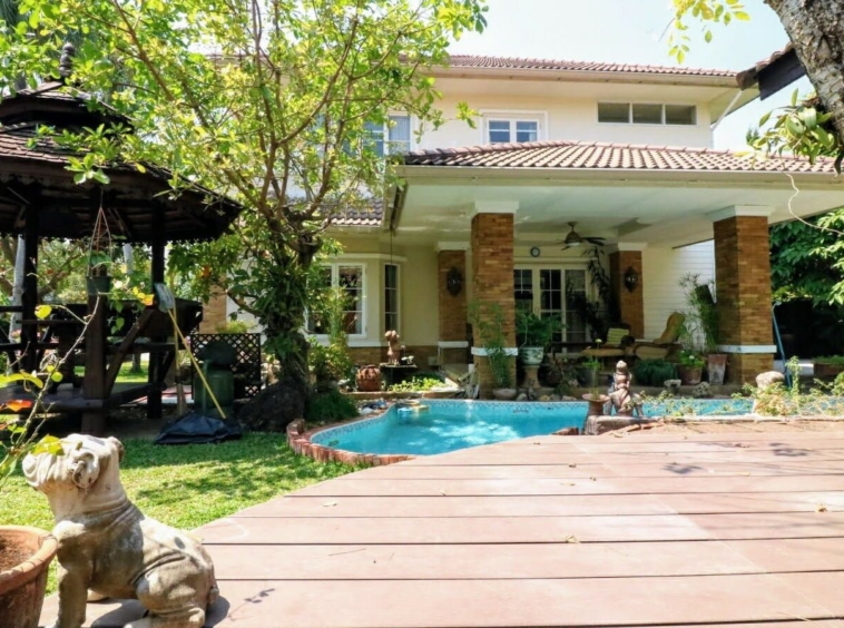 4 Bedroom with Pool and Guest House in Hang Dong-TNP-D530