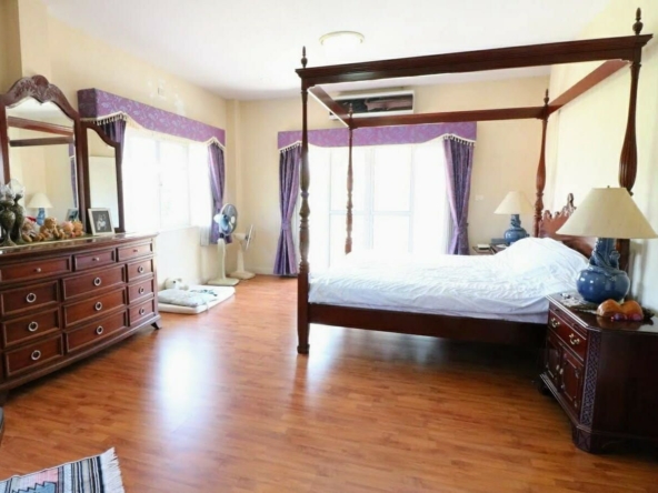 4 Bedroom with Pool and Guest House in Hang Dong-TNP-D530