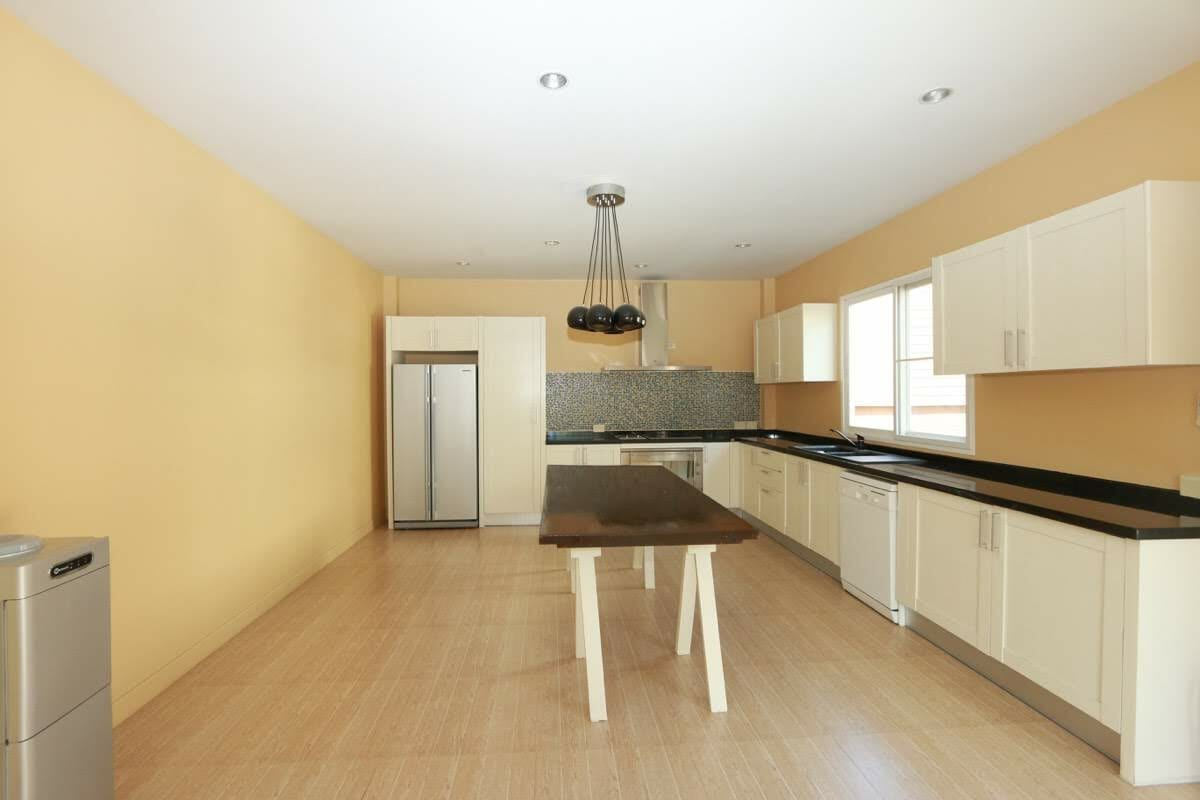 4 Bedroom with Large Separate Kitchen in Hang Dong-TNP-D830