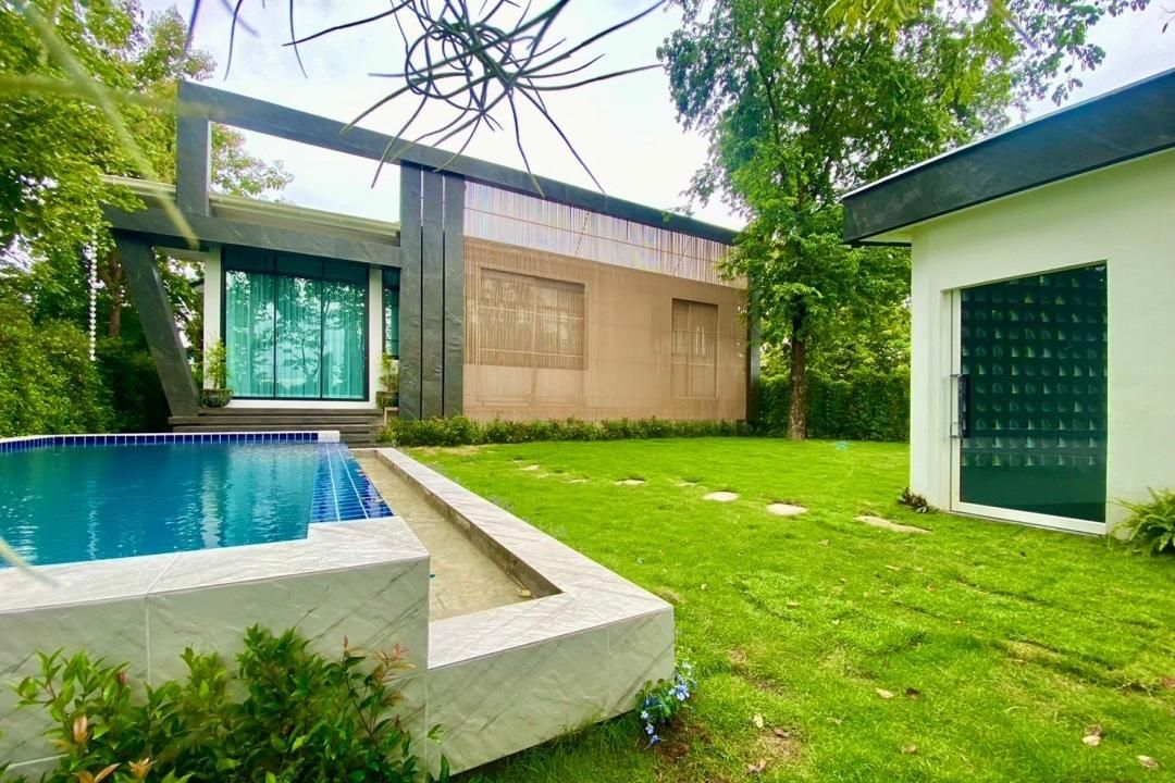 4 Bedroom Pool Villa in Lamphun-TNP-D1136