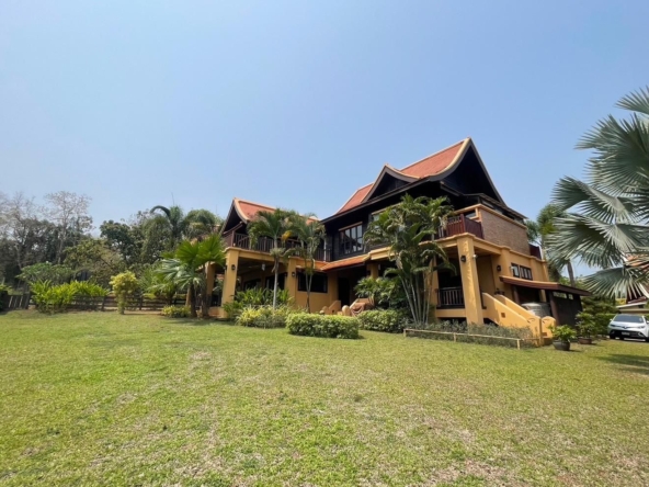 5 Bedroom Lanna Home in Pavana Development Mae Rim-TNP-A1028