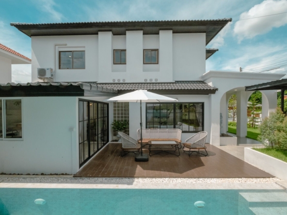 4 Bedroom Pool Villa in Green Valley Golf Course-TNP-D1145