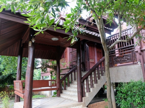 Traditional Lanna Style 3 Bedroom Home in Mae Rim-TNP-D902