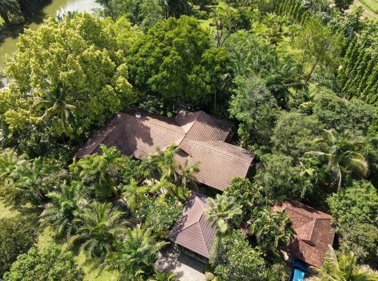 Luxury Garden Compound in Northern Mae Rim-TNP-D985