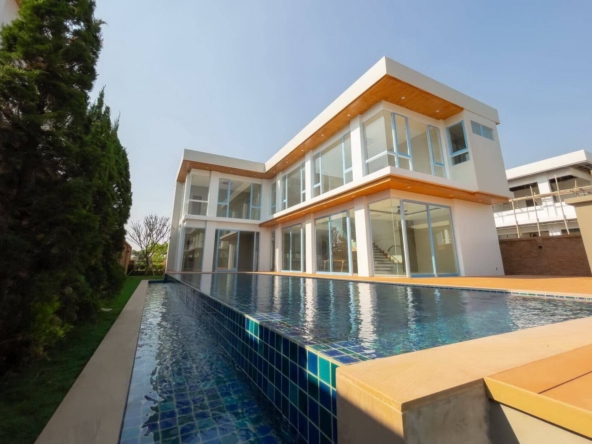 4 Bedroom in Band High-end Development in San Kamphaeng-TNP-D766