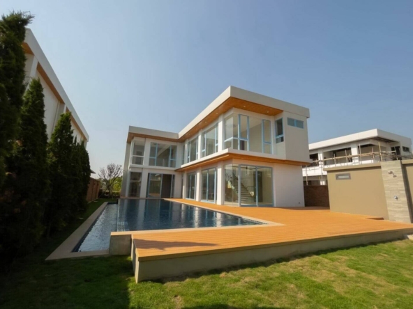 4 Bedroom in Band High-end Development in San Kamphaeng-TNP-D766