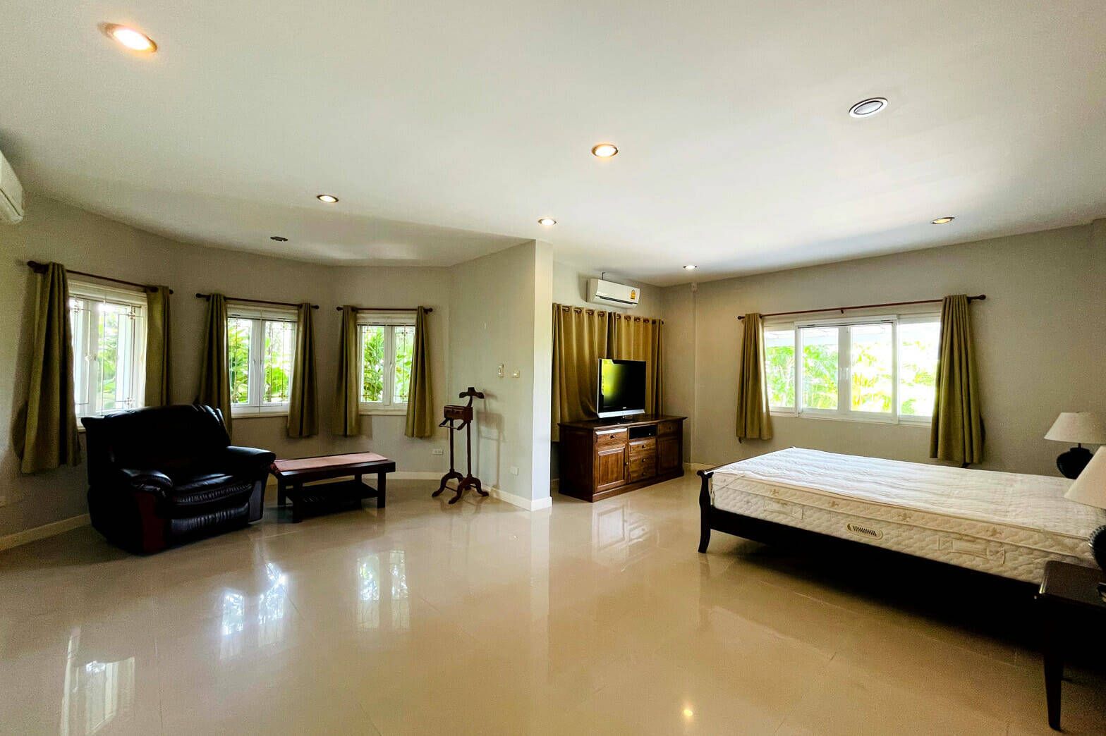 4 Bedroom Single Story with Guest House in San Kamphaeng-TNP-D781