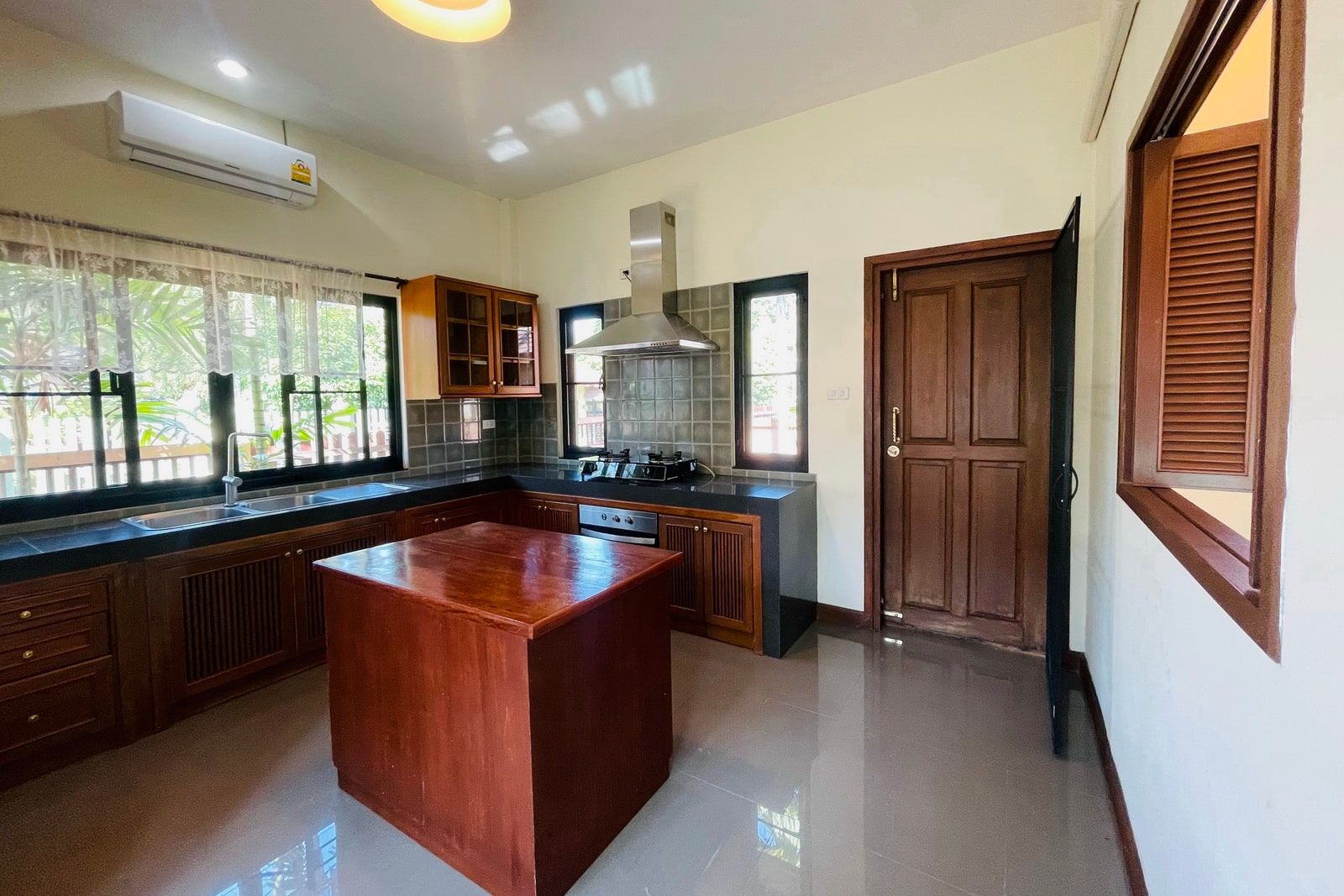 3 Bedroom Single Story in San Sai-TNP-A1015