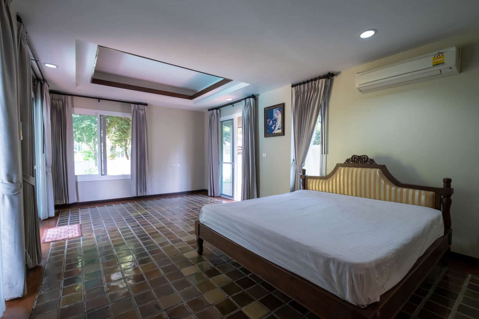 4 Bedroom Pool Villa with Guesthouse near Ruamchok Mall-TNP-A1033