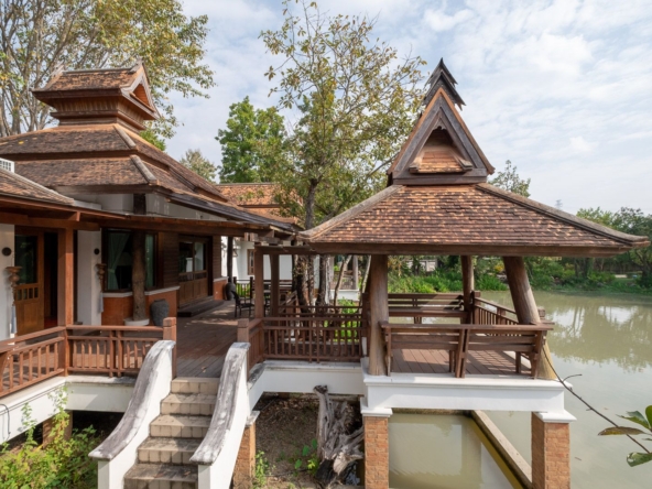 3 Bedroom Lakeside Lanna Style Villa in Lamphun-TNP-D942