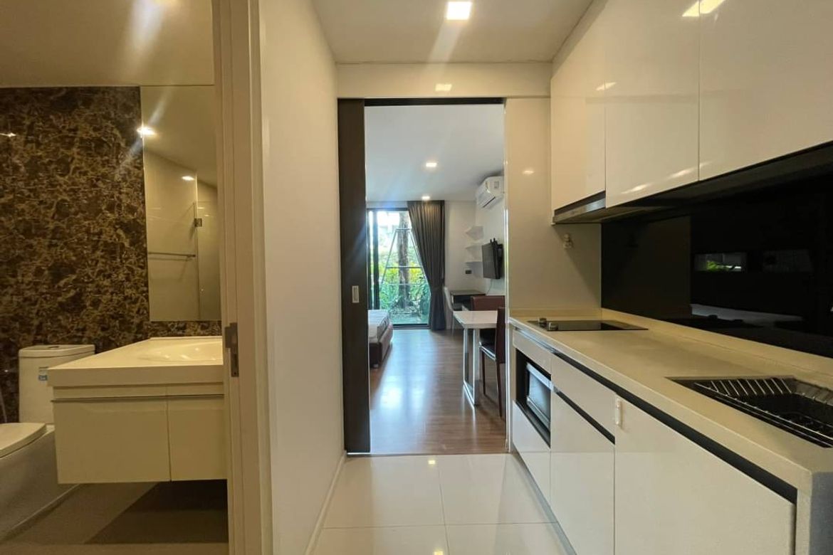 For Sale 5 star luxury condo near Chiang Mai University