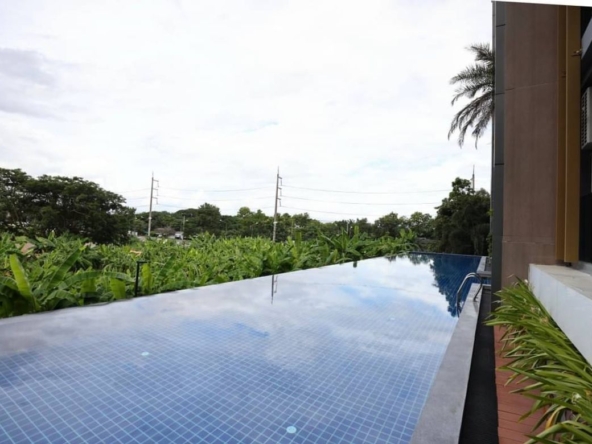 For Sale 5 star luxury condo near Chiang Mai University