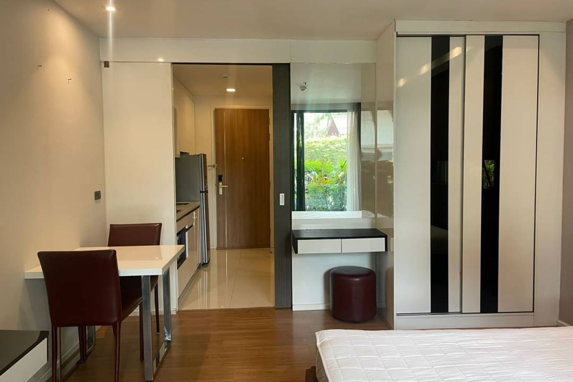 For Sale 5 star luxury condo near Chiang Mai University