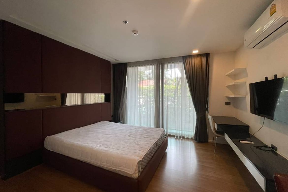 For Sale 5 star luxury condo near Chiang Mai University