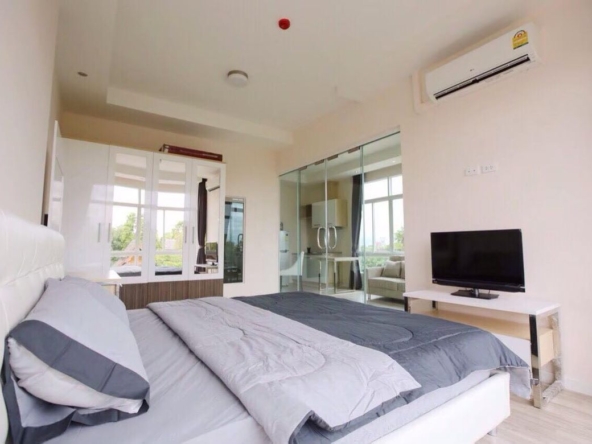 Hip Condo 2 project 4 corner rooms (standing feng shui room)-J-JOY1573