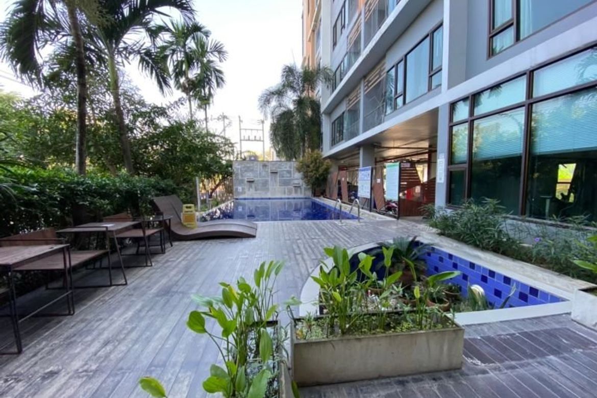 2 bed unit with pool view for sale in Muang Chiang Mai-P-PCS559