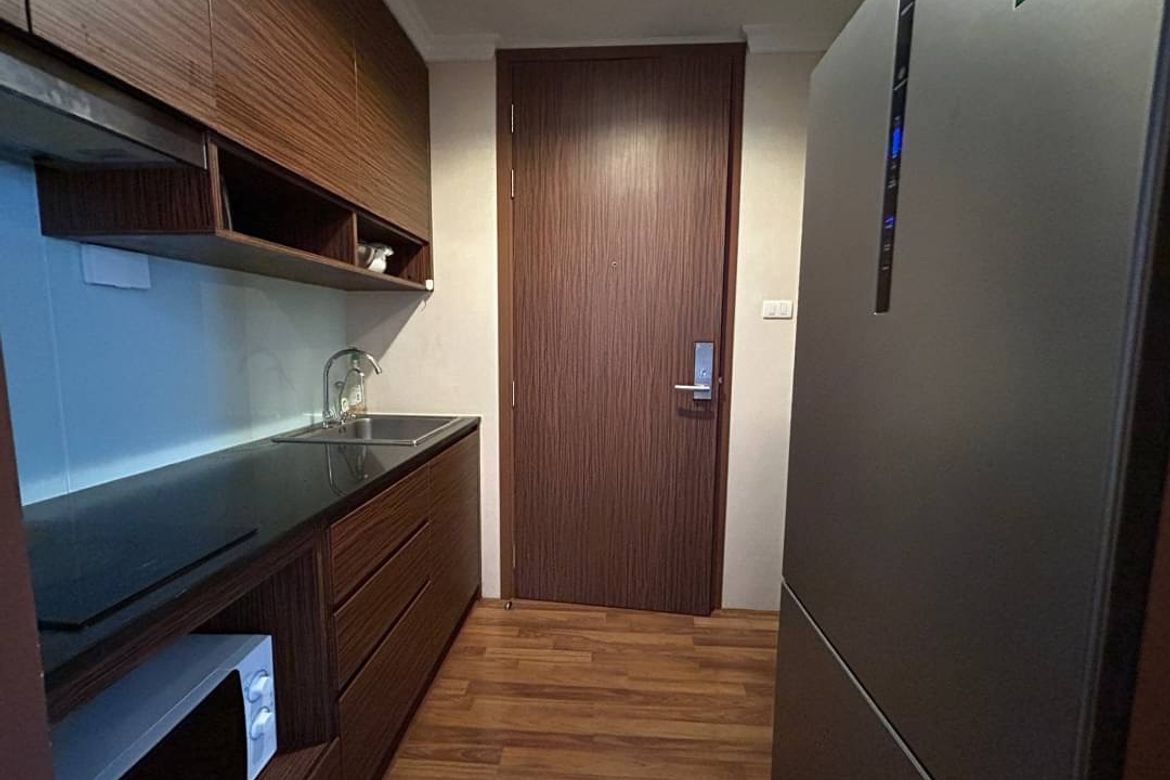 A spacious 1 bed unit for sale in Sanphisue