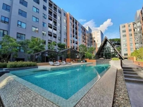 Rent/Sell EscentVille Resort-style luxury condo pool view Good location-J-JOY1694