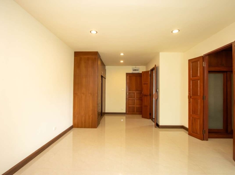 For Sale: Spacious 2-Bedroom Condo with Stunning Views at Ban Hor Kham Apartments