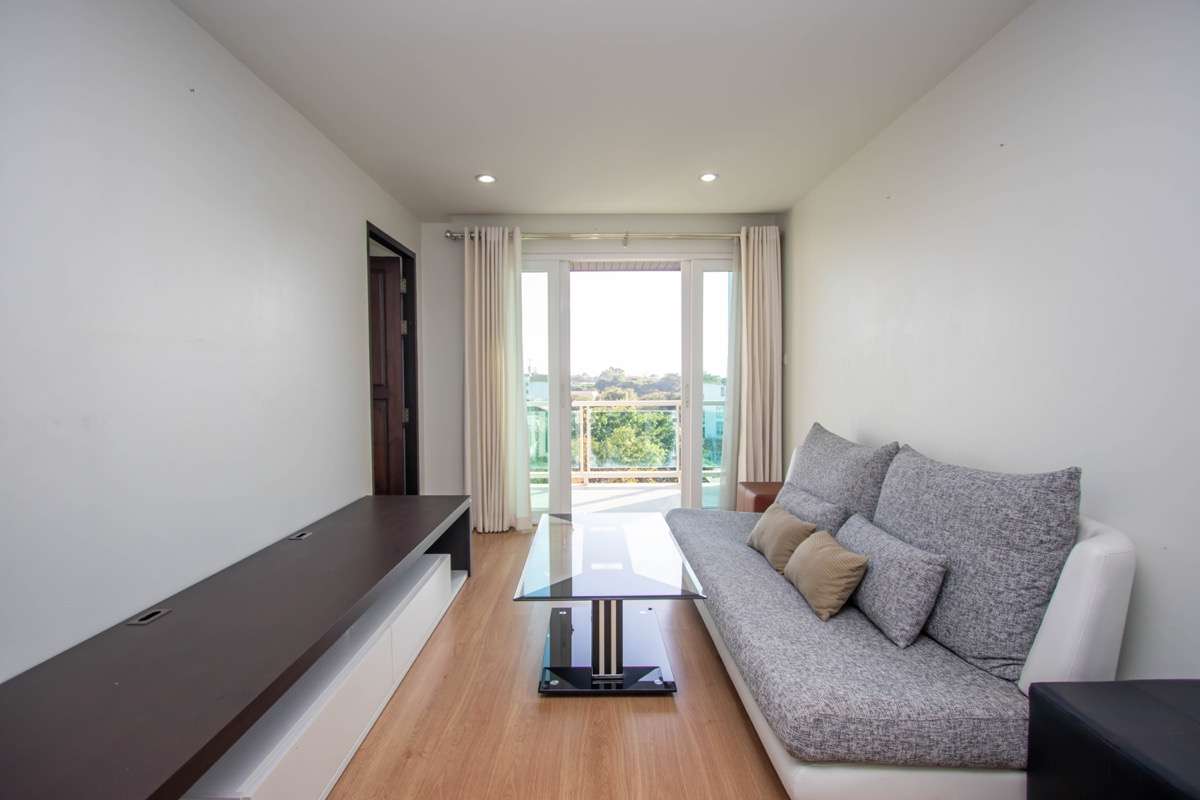 Great Location! Rawee Waree Condo for Sale : Nimmanhaemin-PH-RW025