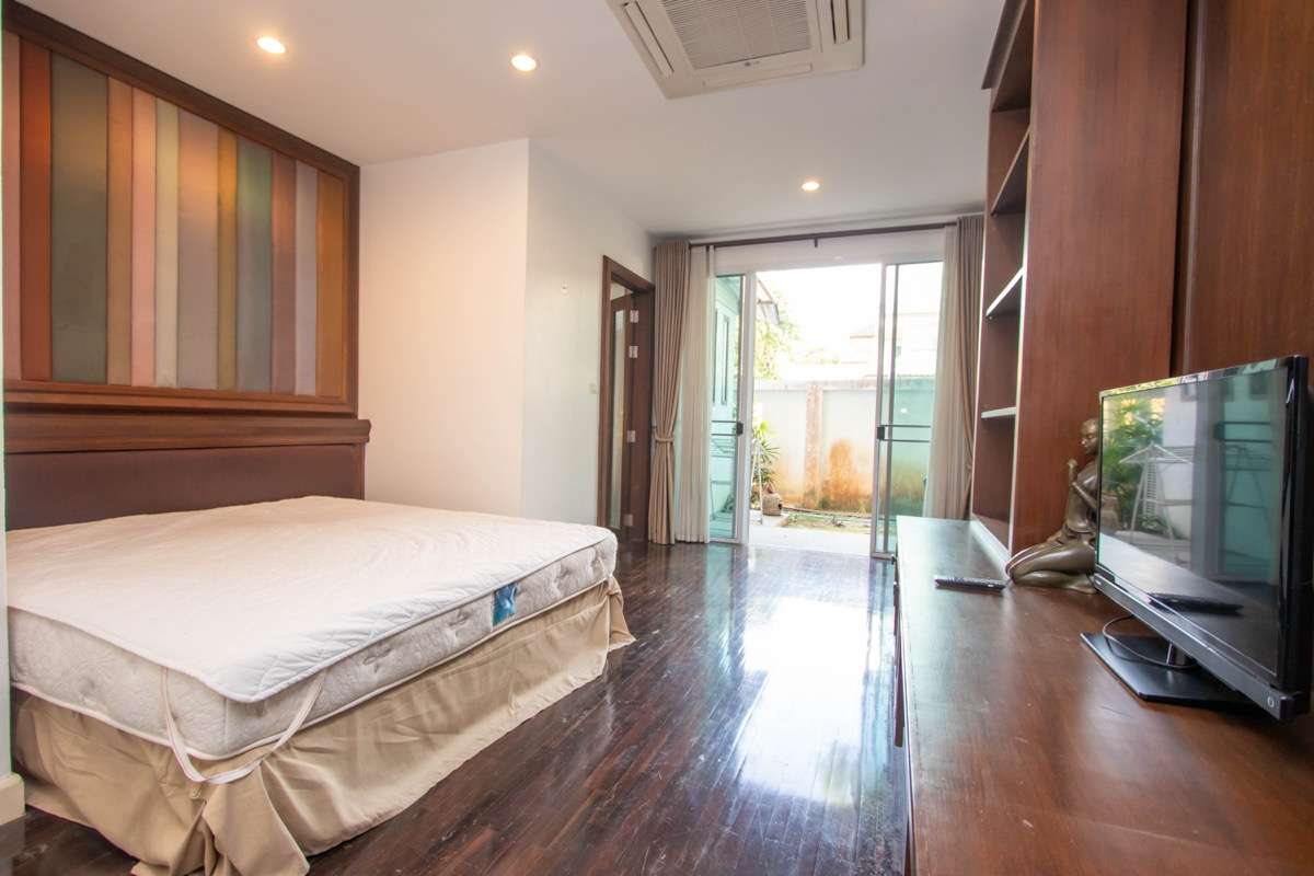 Luxury Ground-Floor Condo with Private Patio for Sale at Natara Exclusive Residence-PH-NAT009