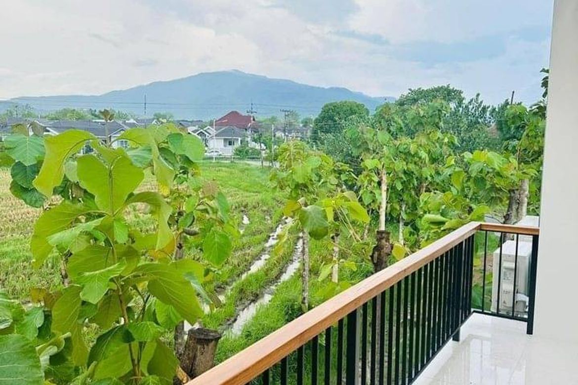 Hang Dong Chiang Mai. only 10 minutes drive from Chiang Mai International Airport.-CMB-CMB04788