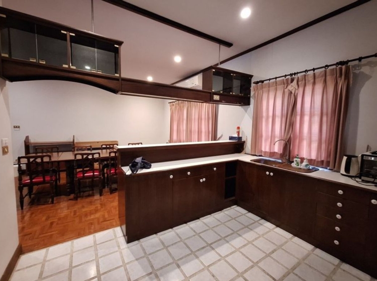 single level In the city near Khao Soi Samer Jai-J-JOY1672