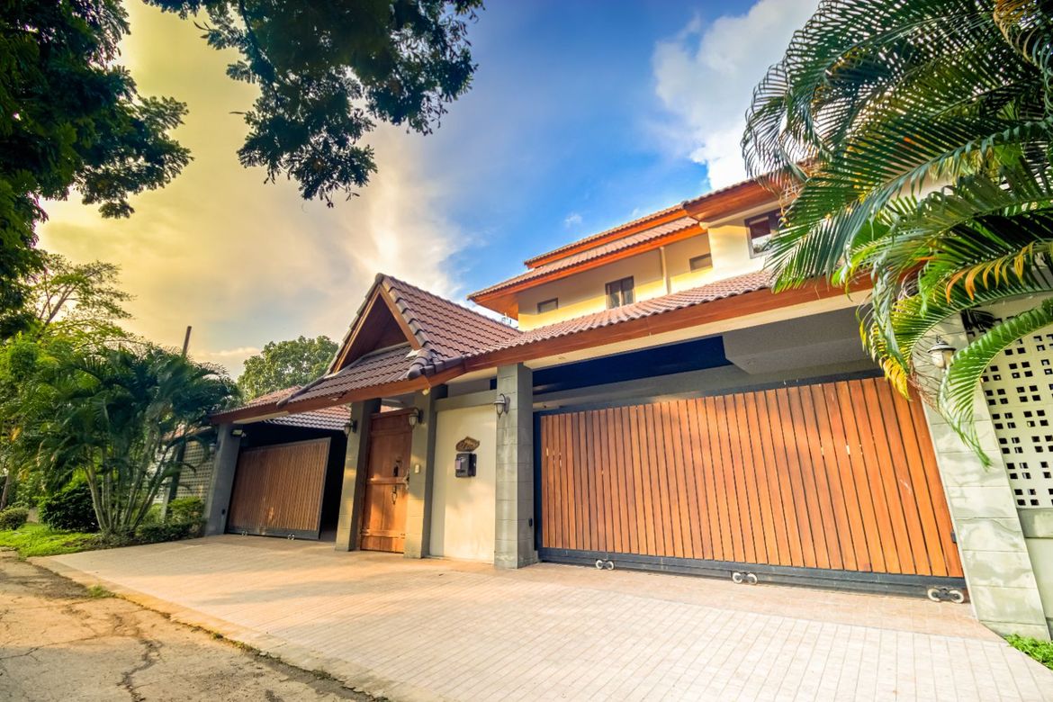 Stunning 5 Bedrooms Two-Story Home for Rent in Baan Wang Tan Village-KMP-HRMC8079D