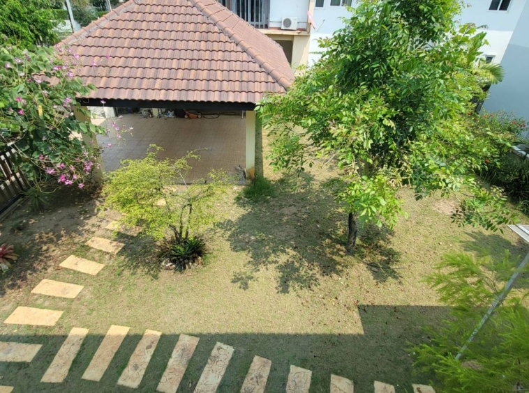 spacious area (San Kamphaeng)-J-JOY1497