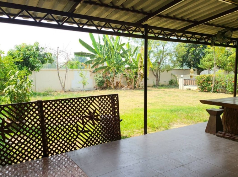 spacious area (San Kamphaeng)-J-JOY1497