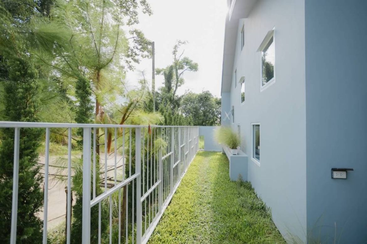 For Rent/ Sale Modern Europe Pool Villa in Private community near Ruamchok plaza and Central Festival. Not far from Prep International and NIS Interna-CMB-CMB04776