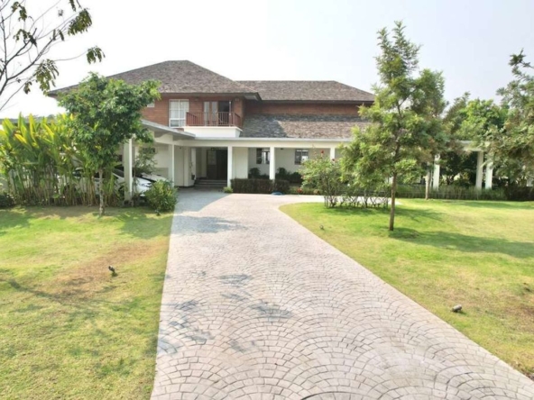 A large house on 14 rai of land for sale