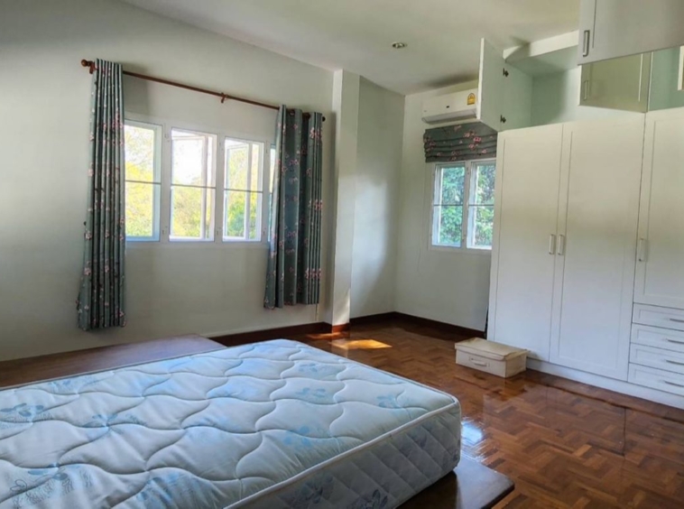 4 bed house for sale in Doi Saket