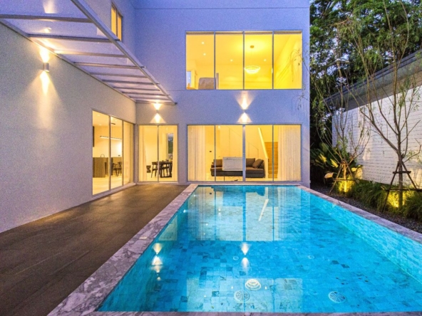 4 Bedrooms Luxurious Modern Minimalist Home at an Unbeatable Price: 13.99 Million THB-KMP-017986D