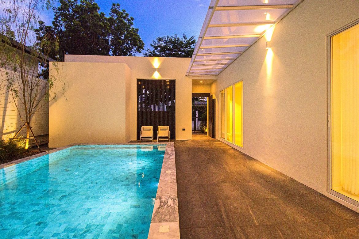 4 Bedrooms Luxurious Modern Minimalist Home at an Unbeatable Price: 13.99 Million THB-KMP-017986D