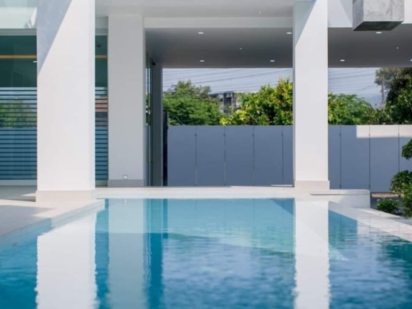 HSHD4452 Pool Villa 8 Bedrooms for sale in Hang Dong