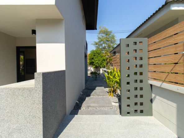 3 Bedroom 4 Bathroom Pool Villa For Sale at Kad Farang-KMP-HSHD6588D