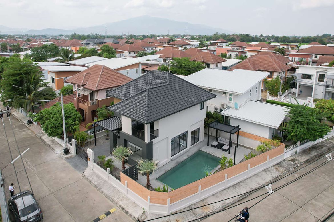 3 Bedroom 3 Bathroom pool villa for sale at Koolpunt 9 (Soi Zentric) Newly renovated Pool villa!-KMP-HSHD7263D