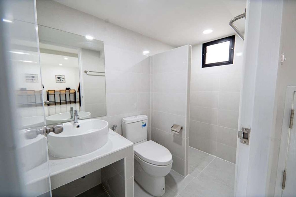 Newly Built 2-Story House for Sale in Hang Dong Area. Convenient location close to the city.-KMP-HSHD7604D